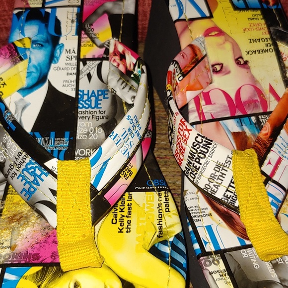 Magazine cover flip flops - Picture 1 of 5
